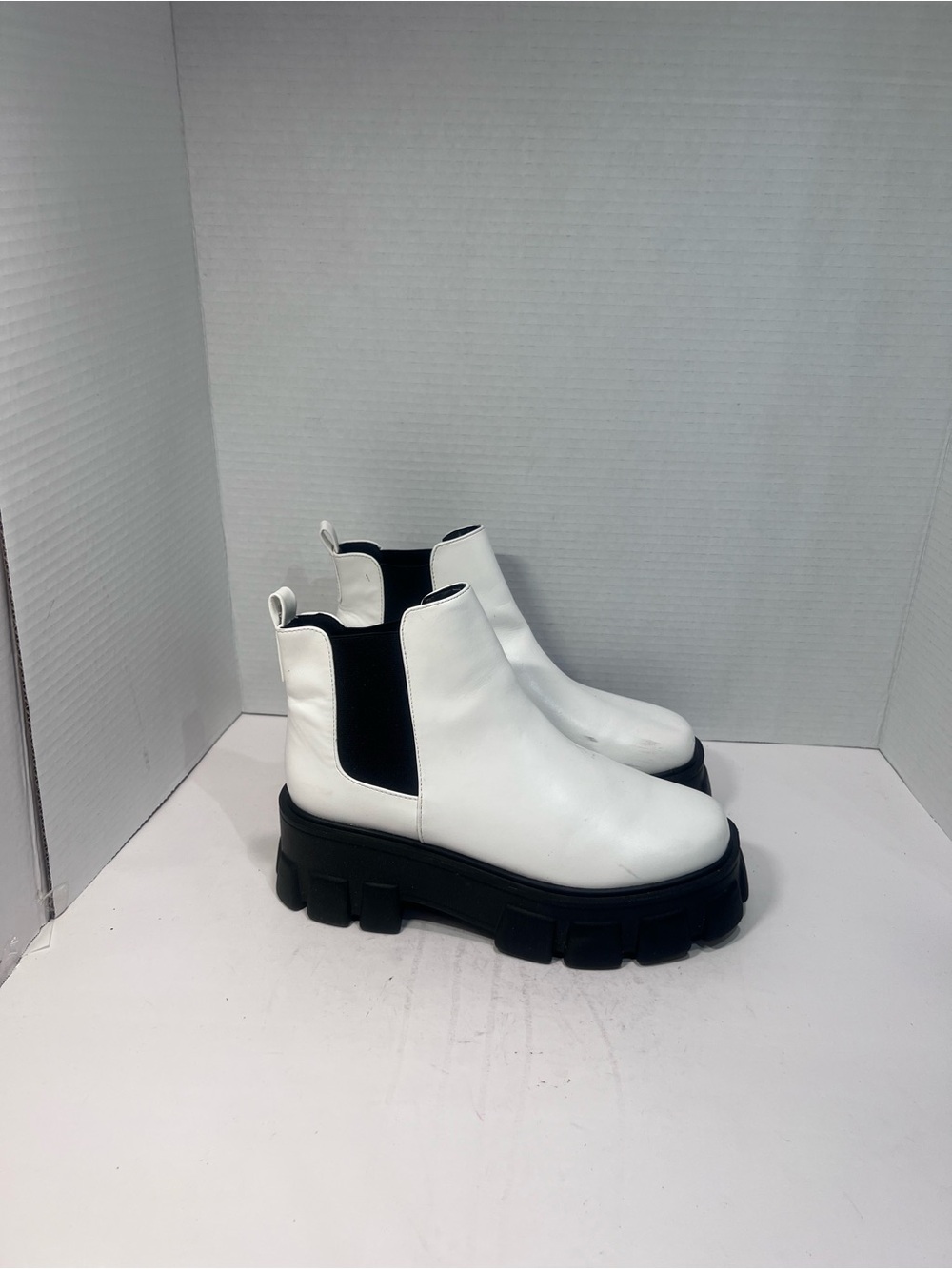 Forever 21 White Chelsea Platform Booties with Black Sole